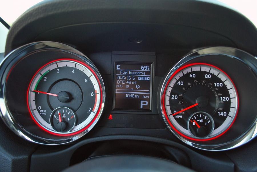  Dodge Durango RT 2013 года  (фото 16 из 33)